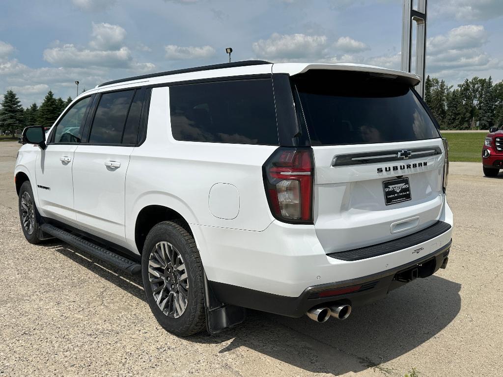used 2022 Chevrolet Suburban car, priced at $40,385