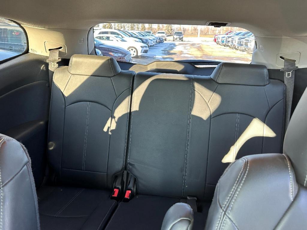 used 2017 Chevrolet Traverse car, priced at $22,900