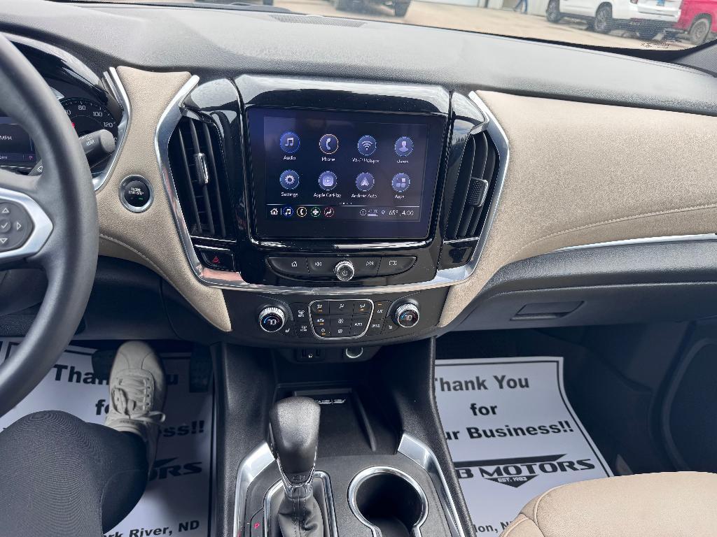 used 2022 Chevrolet Traverse car, priced at $31,900