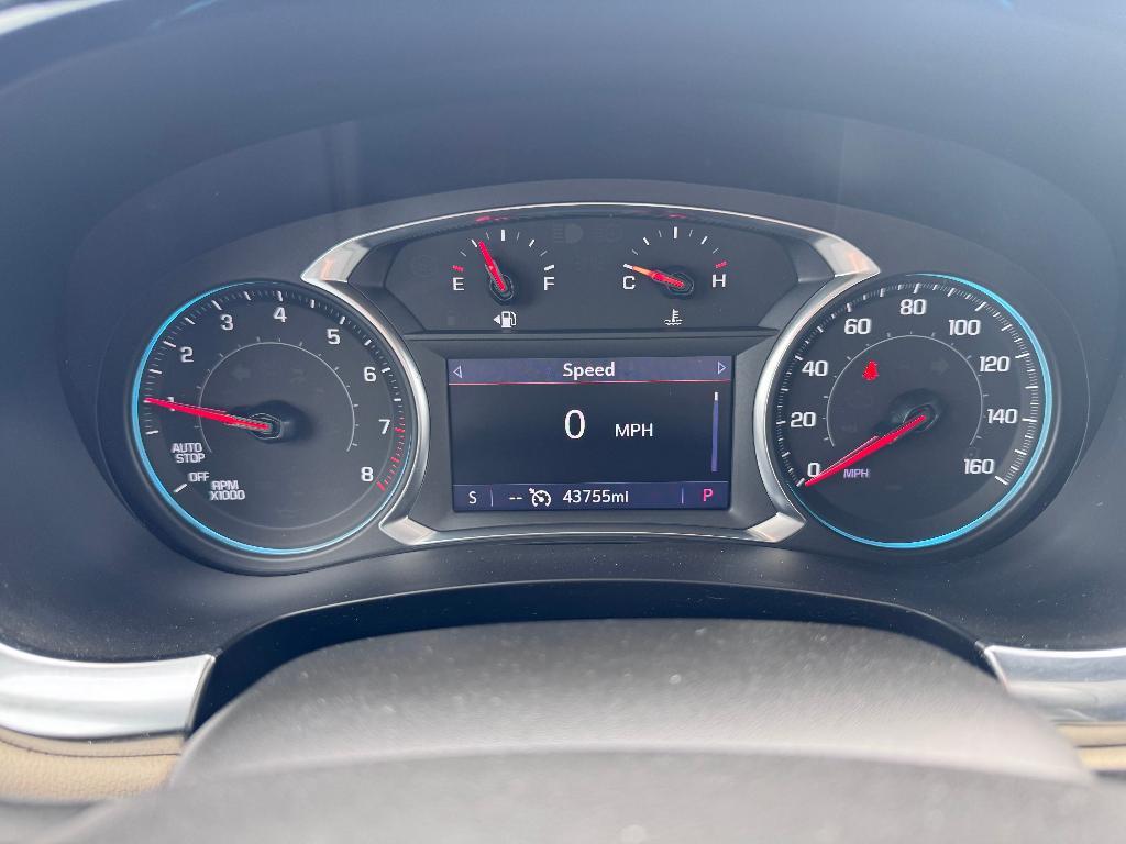 used 2022 Chevrolet Traverse car, priced at $31,900