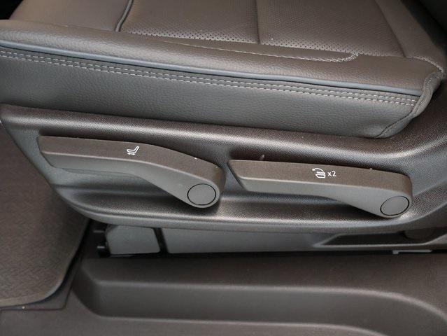 used 2023 GMC Yukon XL car, priced at $68,288