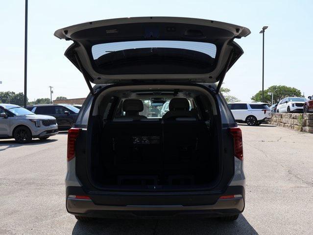 new 2025 Kia Carnival Hybrid car, priced at $51,067