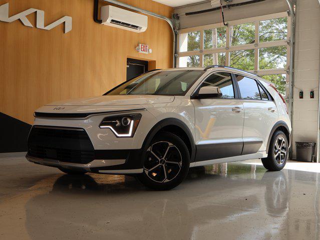 new 2025 Kia Niro car, priced at $30,011