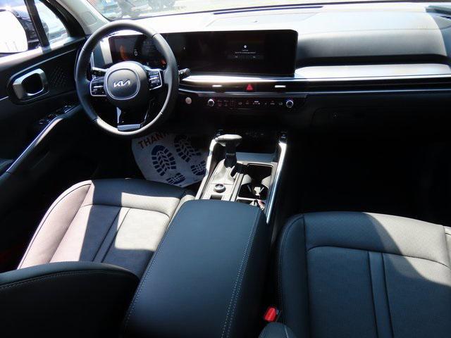 new 2025 Kia Sorento car, priced at $37,286