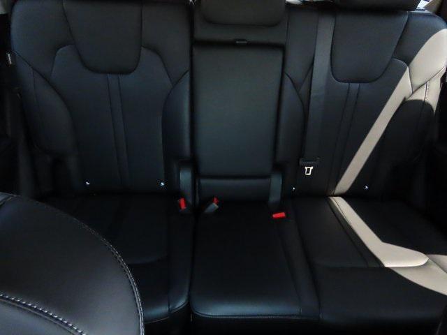 new 2025 Kia Sorento car, priced at $37,286