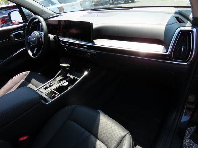 new 2025 Kia Sorento car, priced at $37,286