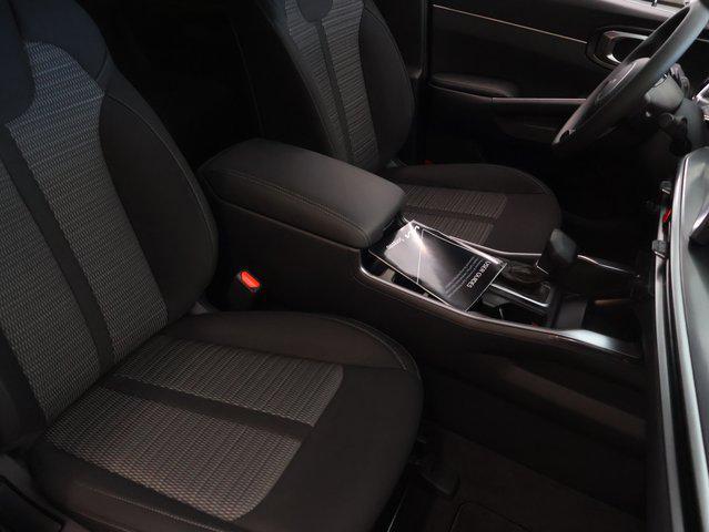 new 2025 Kia Sorento car, priced at $31,036