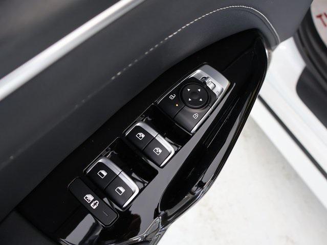 new 2025 Kia K5 car, priced at $32,995