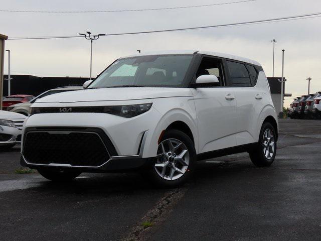 new 2025 Kia Soul car, priced at $22,490