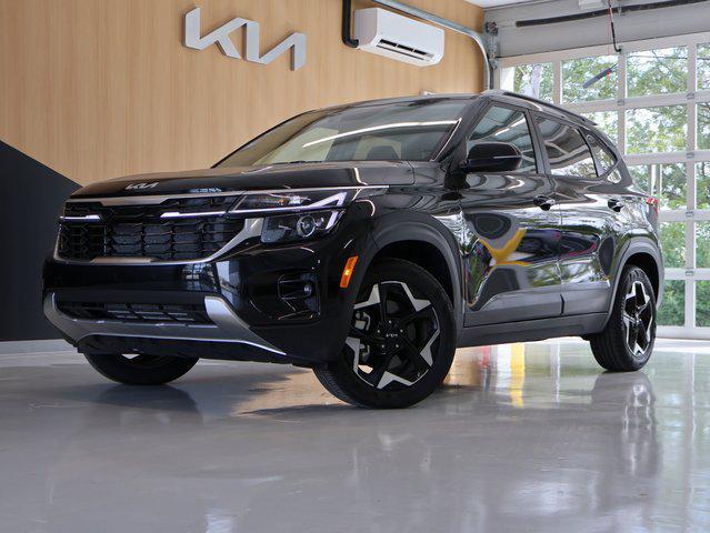 new 2025 Kia Seltos car, priced at $26,956