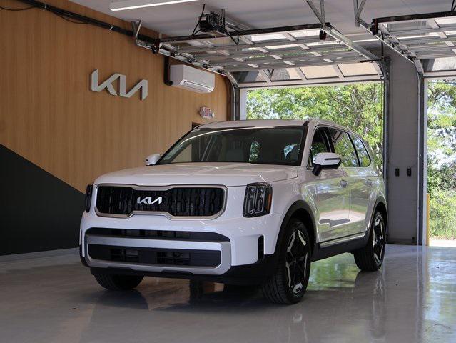 new 2025 Kia Telluride car, priced at $45,931