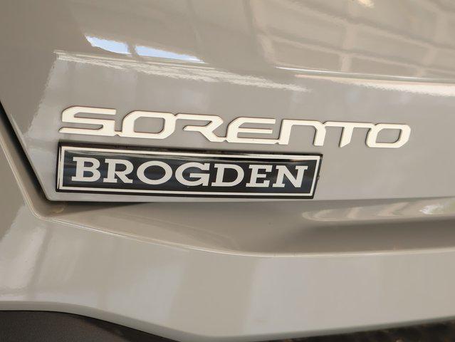 new 2025 Kia Sorento car, priced at $35,391