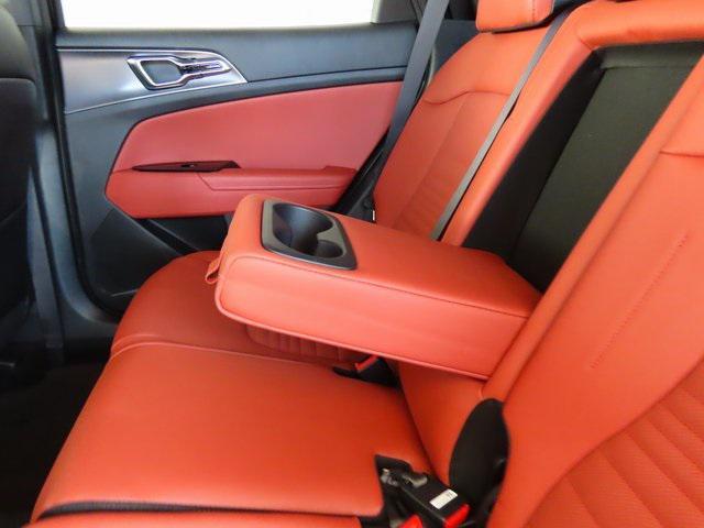 new 2025 Kia Sportage car, priced at $36,396