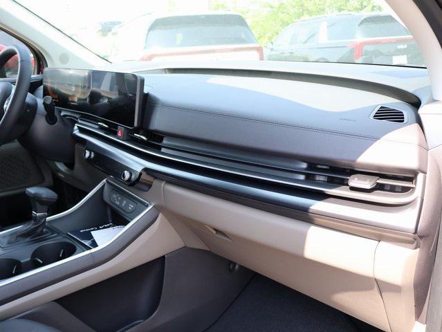 new 2025 Kia Carnival car, priced at $37,570