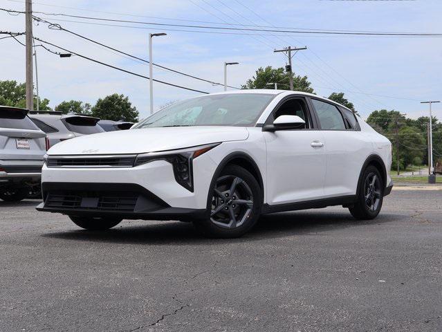 new 2025 Kia K4 car, priced at $24,040