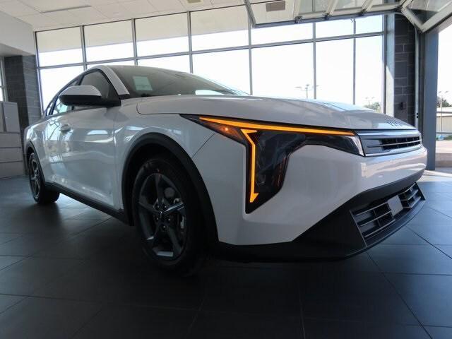 new 2025 Kia K4 car, priced at $24,040