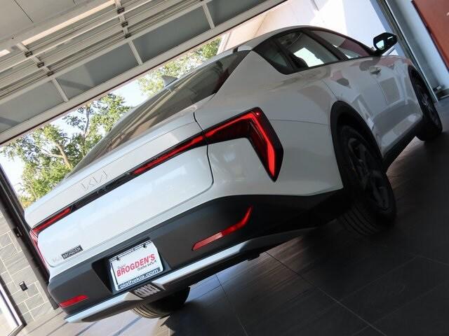 new 2025 Kia K4 car, priced at $24,040
