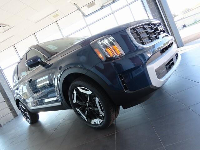 new 2024 Kia Telluride car, priced at $42,055