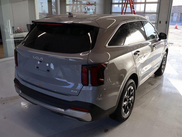 new 2025 Kia Sorento car, priced at $37,811