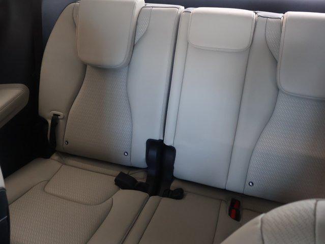 new 2025 Kia Carnival Hybrid car, priced at $52,139