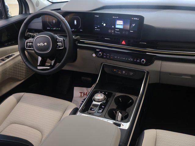 new 2025 Kia Carnival Hybrid car, priced at $52,139
