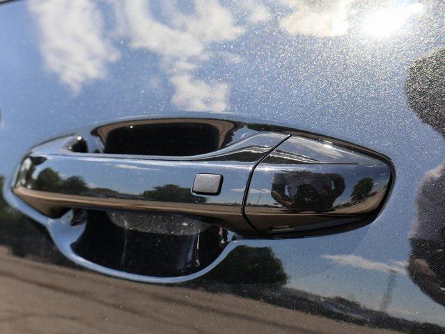 new 2025 Kia Seltos car, priced at $28,195