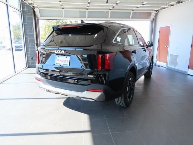 new 2025 Kia Sorento car, priced at $37,540