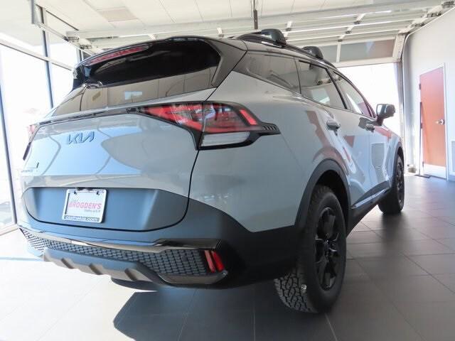 new 2025 Kia Sportage car, priced at $40,455