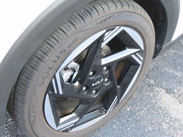 new 2025 Kia K4 car, priced at $24,540