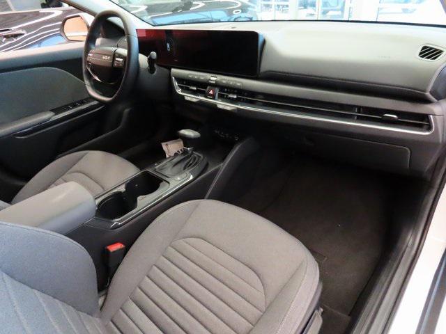 new 2025 Kia K4 car, priced at $23,263