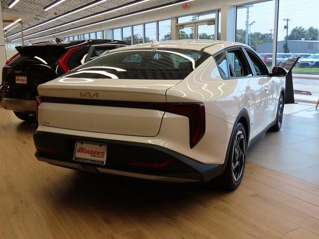new 2025 Kia K4 car, priced at $23,263