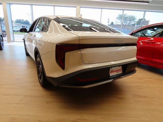 new 2025 Kia K4 car, priced at $23,263