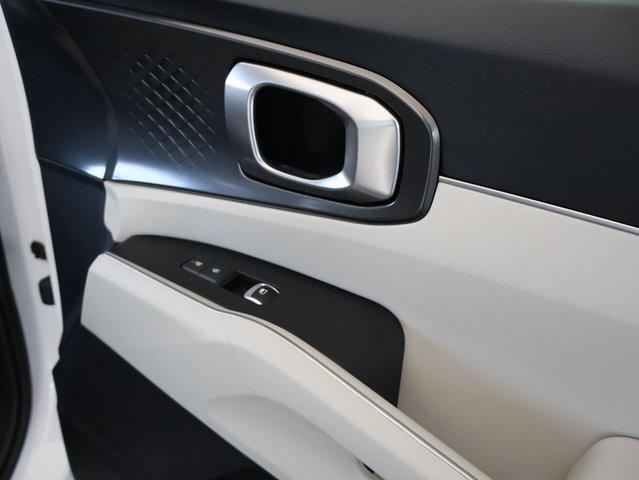 new 2025 Kia Sorento car, priced at $36,161