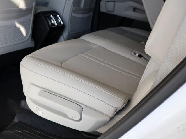 new 2025 Kia Sorento car, priced at $36,161