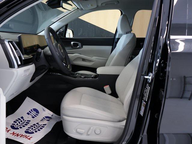 new 2025 Kia Sorento car, priced at $35,666