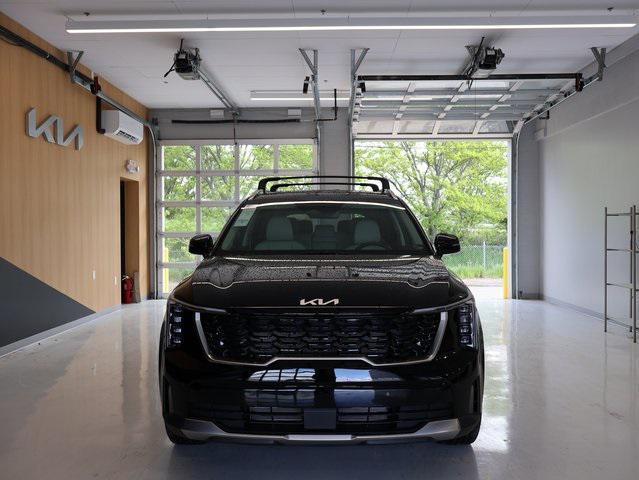new 2025 Kia Sorento car, priced at $35,666