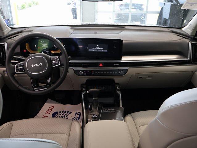 new 2025 Kia Sorento car, priced at $35,666