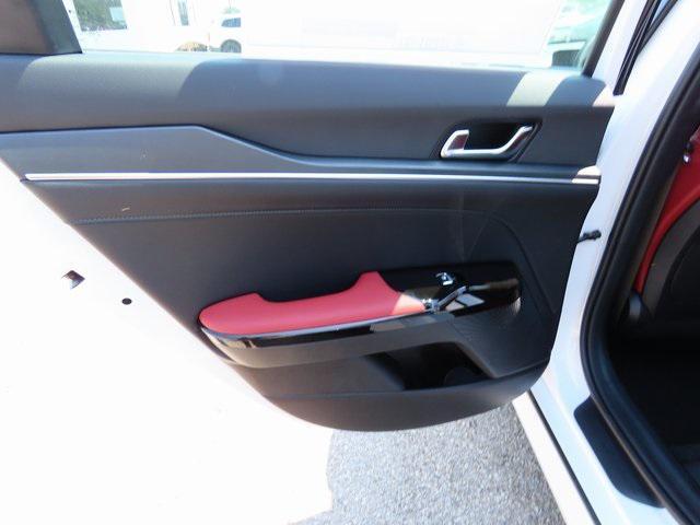 new 2025 Kia K5 car, priced at $30,709