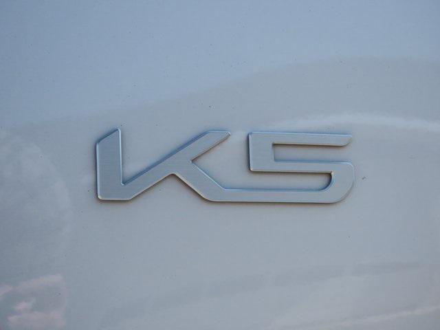 new 2025 Kia K5 car, priced at $30,709