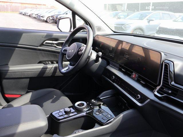 new 2025 Kia Sportage Hybrid car, priced at $33,711