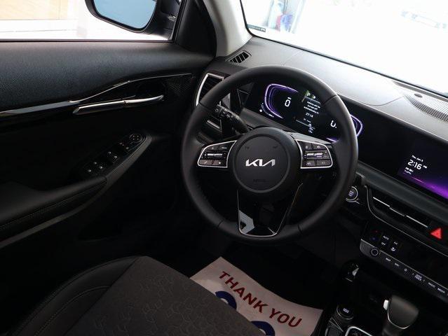 new 2025 Kia Seltos car, priced at $28,201