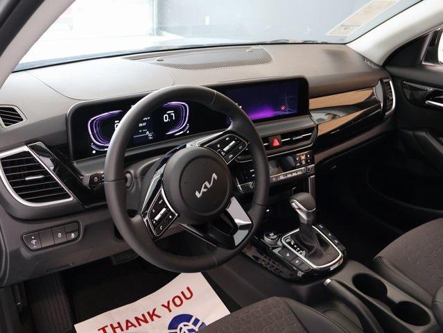 new 2025 Kia Seltos car, priced at $28,201