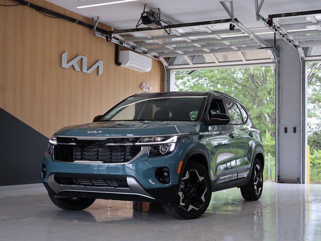 new 2025 Kia Seltos car, priced at $28,195