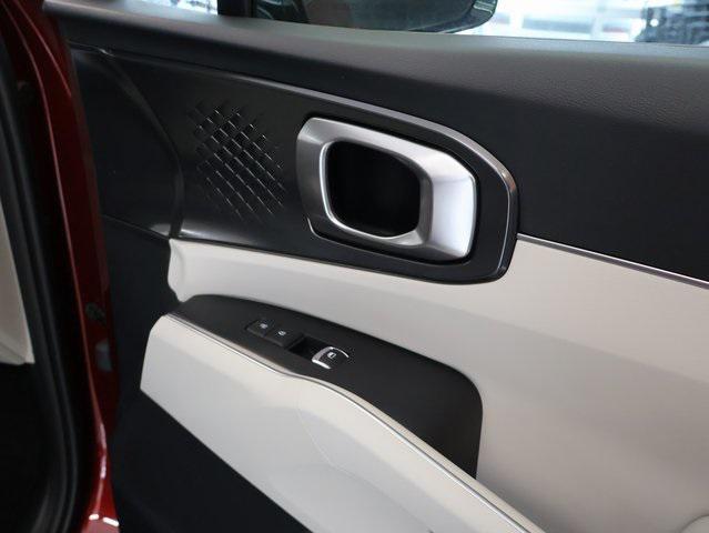 new 2025 Kia Sorento car, priced at $38,241