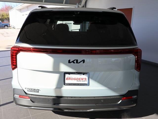 new 2025 Kia Carnival car, priced at $54,985