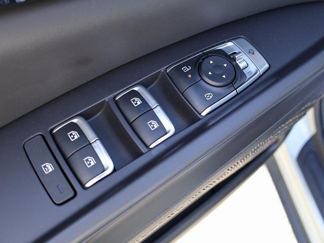 new 2025 Kia Carnival car, priced at $53,985