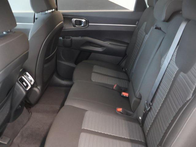 new 2025 Kia Sorento car, priced at $32,036