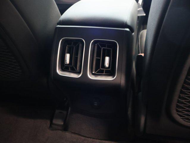 new 2025 Kia Sorento car, priced at $31,036