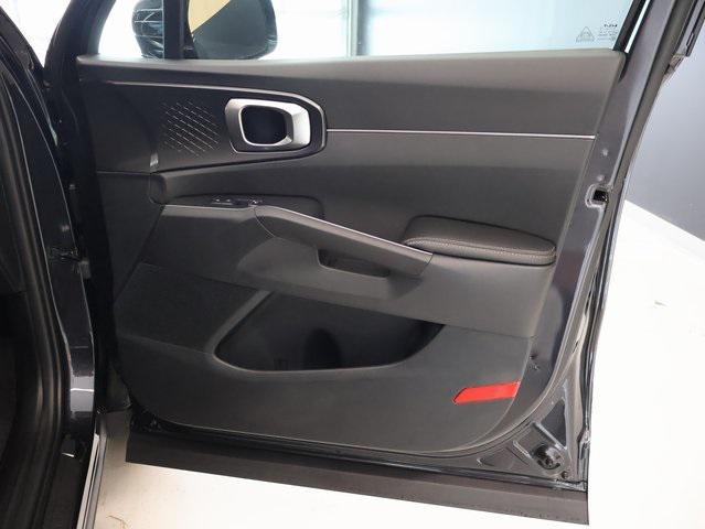 new 2025 Kia Sorento car, priced at $32,036