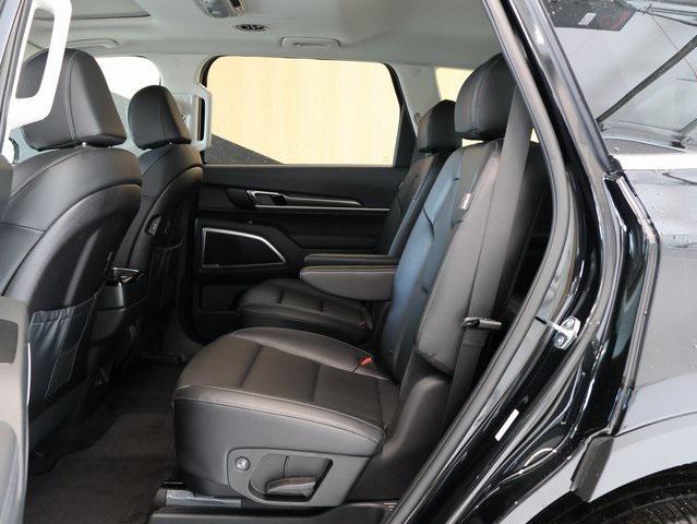 new 2025 Kia Telluride car, priced at $43,281